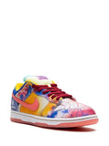 Dunk Low Sb Friends & Family Futura Laboratories Sunblush Sneakers - Pink