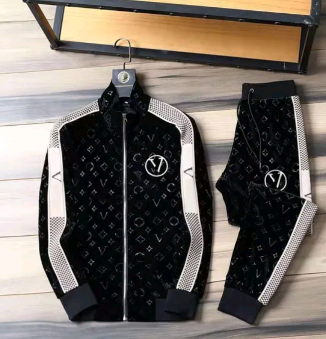 Classic Luxury Retro Hip Hop Louis Vuitton Sweat suit