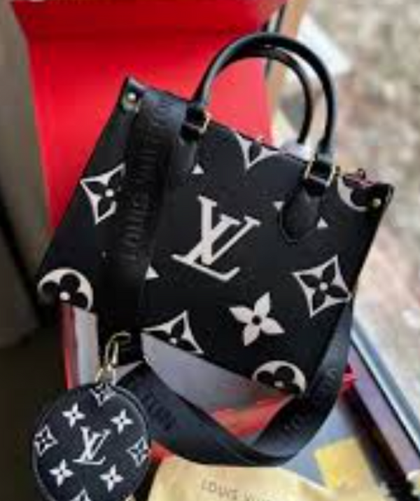 Black Friday Deal Louis Vuitton Mini Pochette Bag