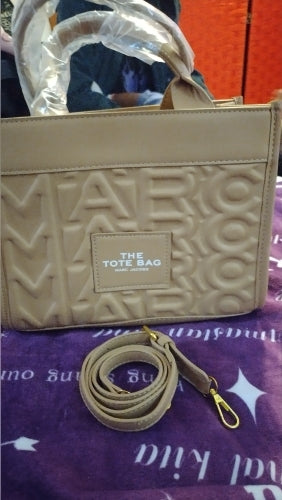 Marc Jacobs Signature Design