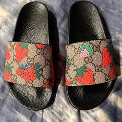 GG Strawberry Logo Luxury Fashion Leisure Slides