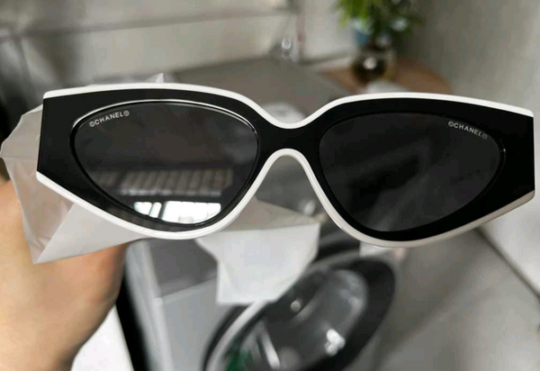 Chanel Sexy Sunglasses