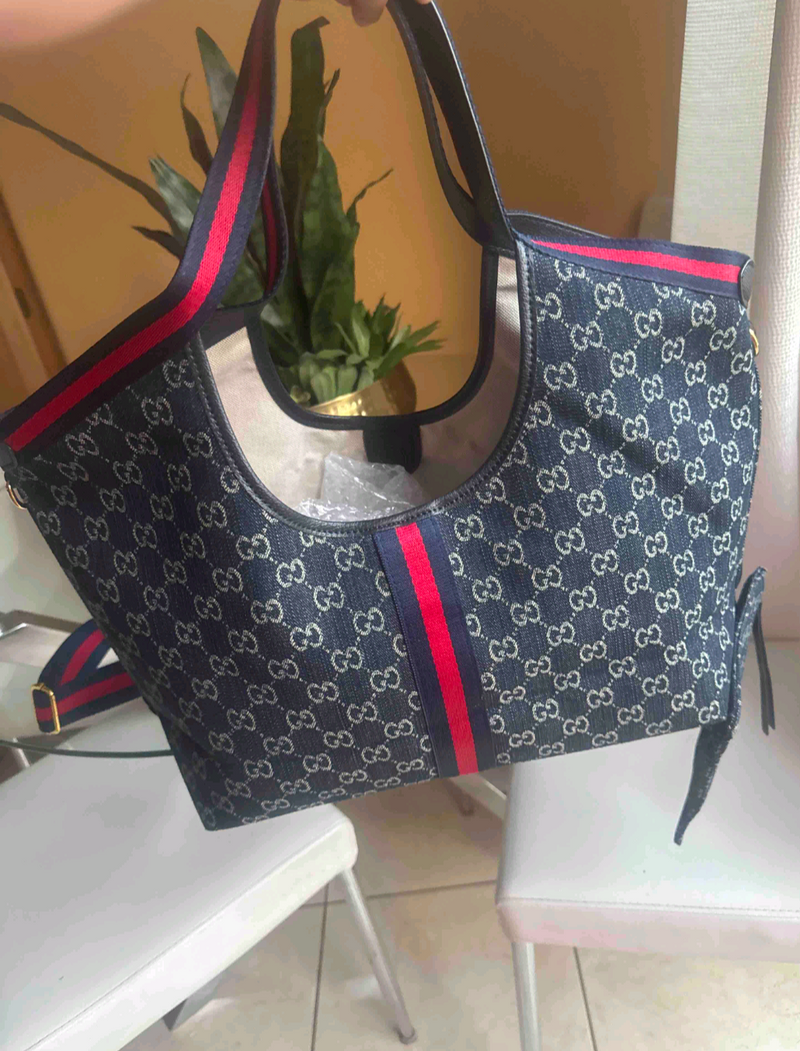 2026 Gucci Oval Hand Bag