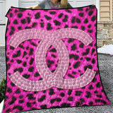 Household Lightweight & Breathable Quilt - TimelessGear9