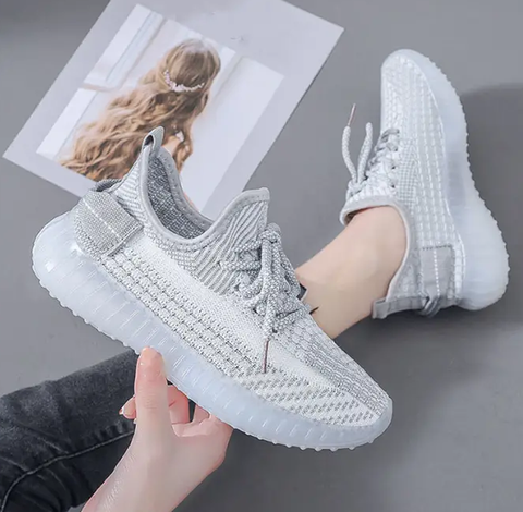 Yezzy Womens Lightweight Popular Iconic Sneakers